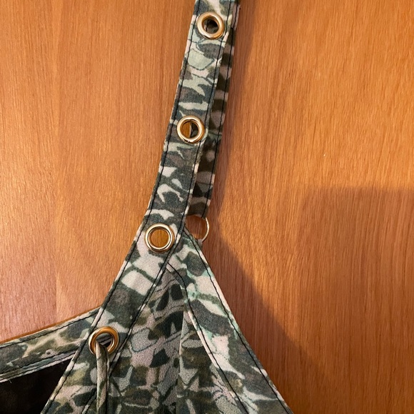 GUESS Tank Top - Picture 2 of 9